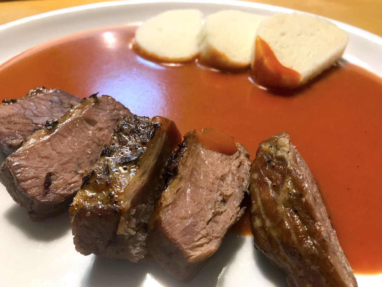 brisket, rajská